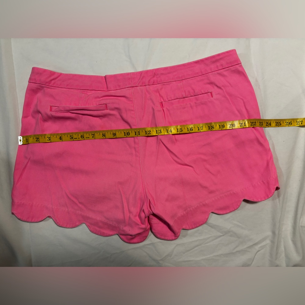 Lilly Pulitzer hot pink scalloped shorts, 16 - Picture 6 of 7